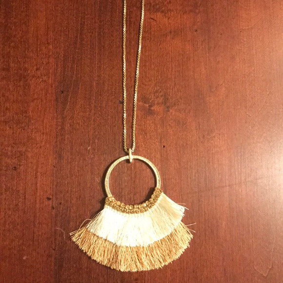 Francesca’s Fringe Necklace NWT! - Picture 3 of 6